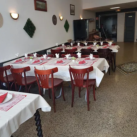 فندق Saint Jean Baptiste 2*