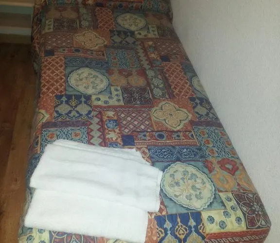 Saint Jean Baptiste 2* Lourdes