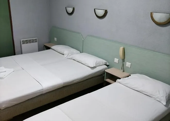 Hotel Saint Jean Baptiste Lourdes