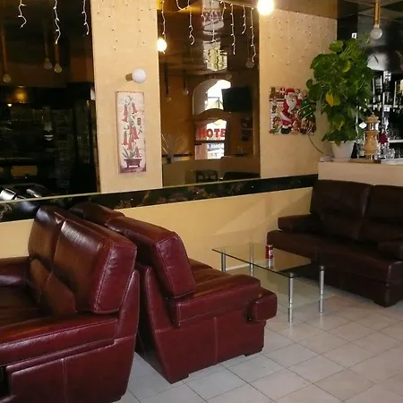 Hotel Saint Jean Baptiste 2*