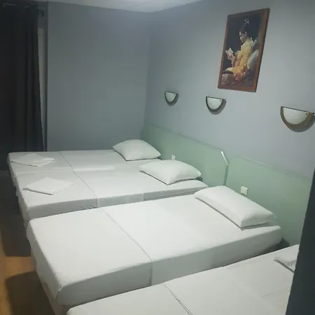 Saint Jean Baptiste 2* Lourdes